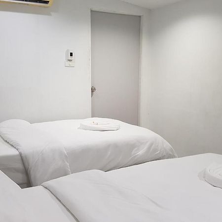 Nk Guesthouse 2 Bangkok Exterior foto